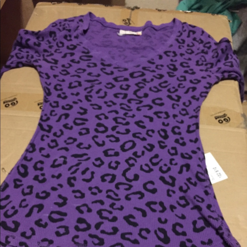 Long sleeve tee
